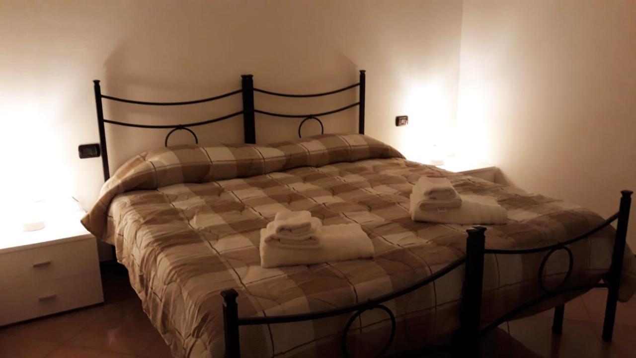 Le tre stelle Bed & Breakfast Ronco allʼAdige Eksteriør bilde